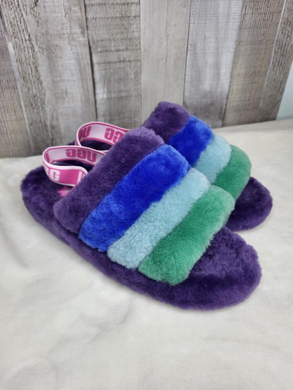 UGG Fluff Yeah Pride Slide. Ladies Size 9